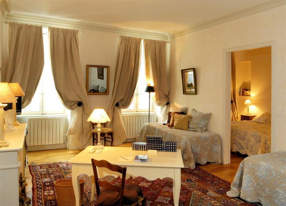Le Clair De La Plume - Teritoria Hotel กริญญ็อง ภายนอก รูปภาพ