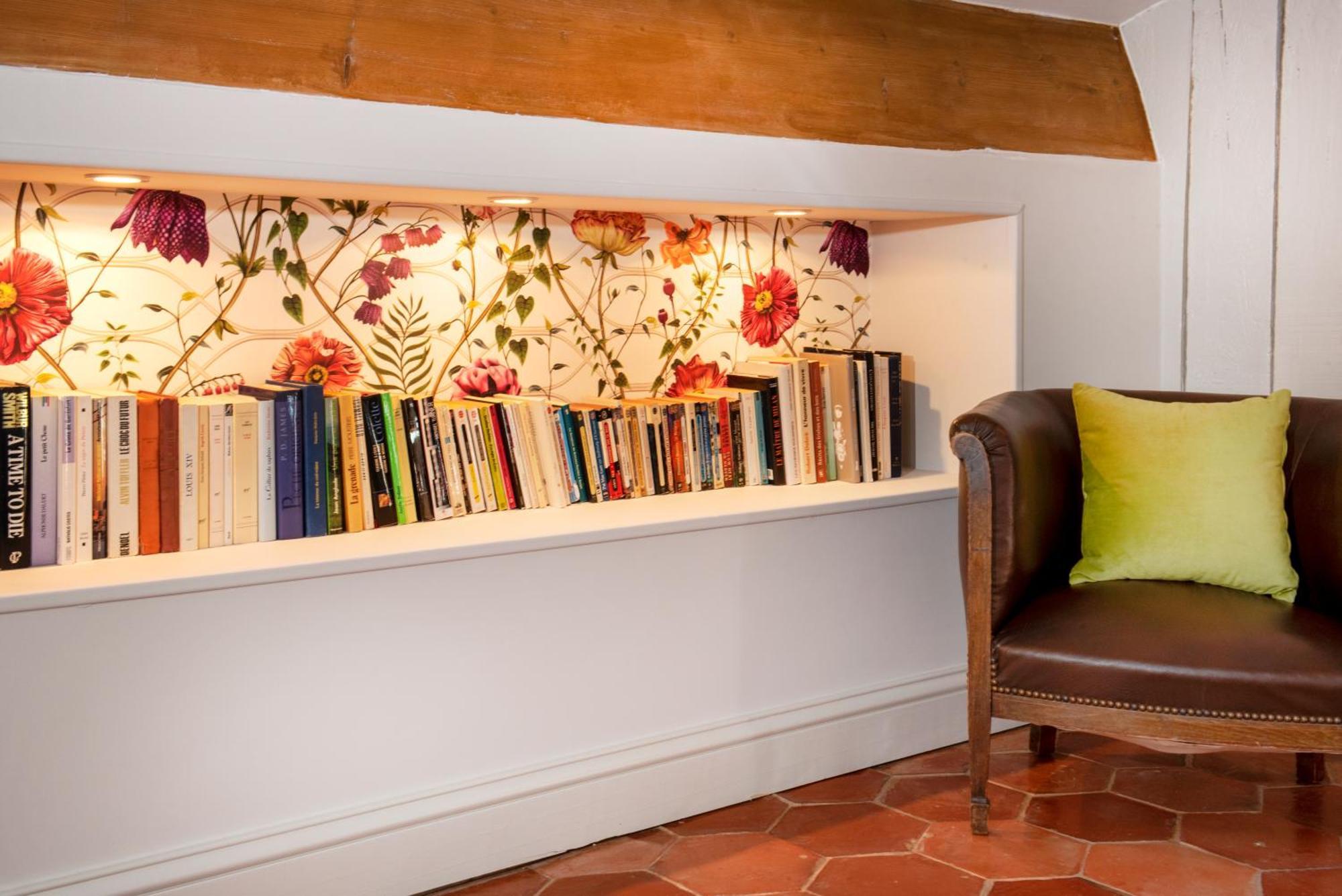 Le Clair De La Plume - Teritoria Hotel กริญญ็อง ภายนอก รูปภาพ