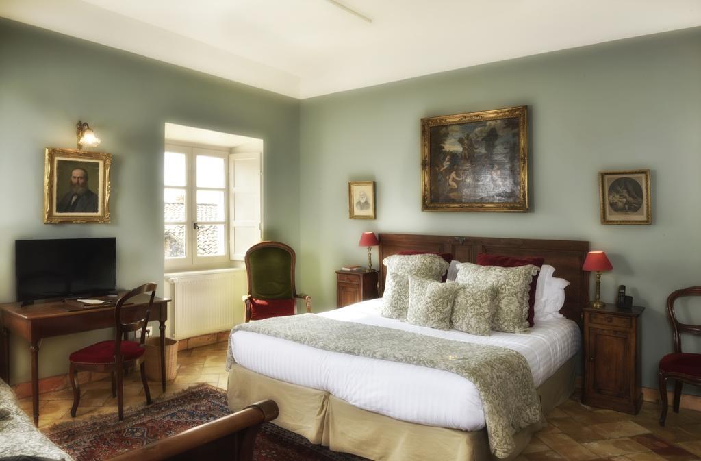 Le Clair De La Plume - Teritoria Hotel กริญญ็อง ห้อง รูปภาพ