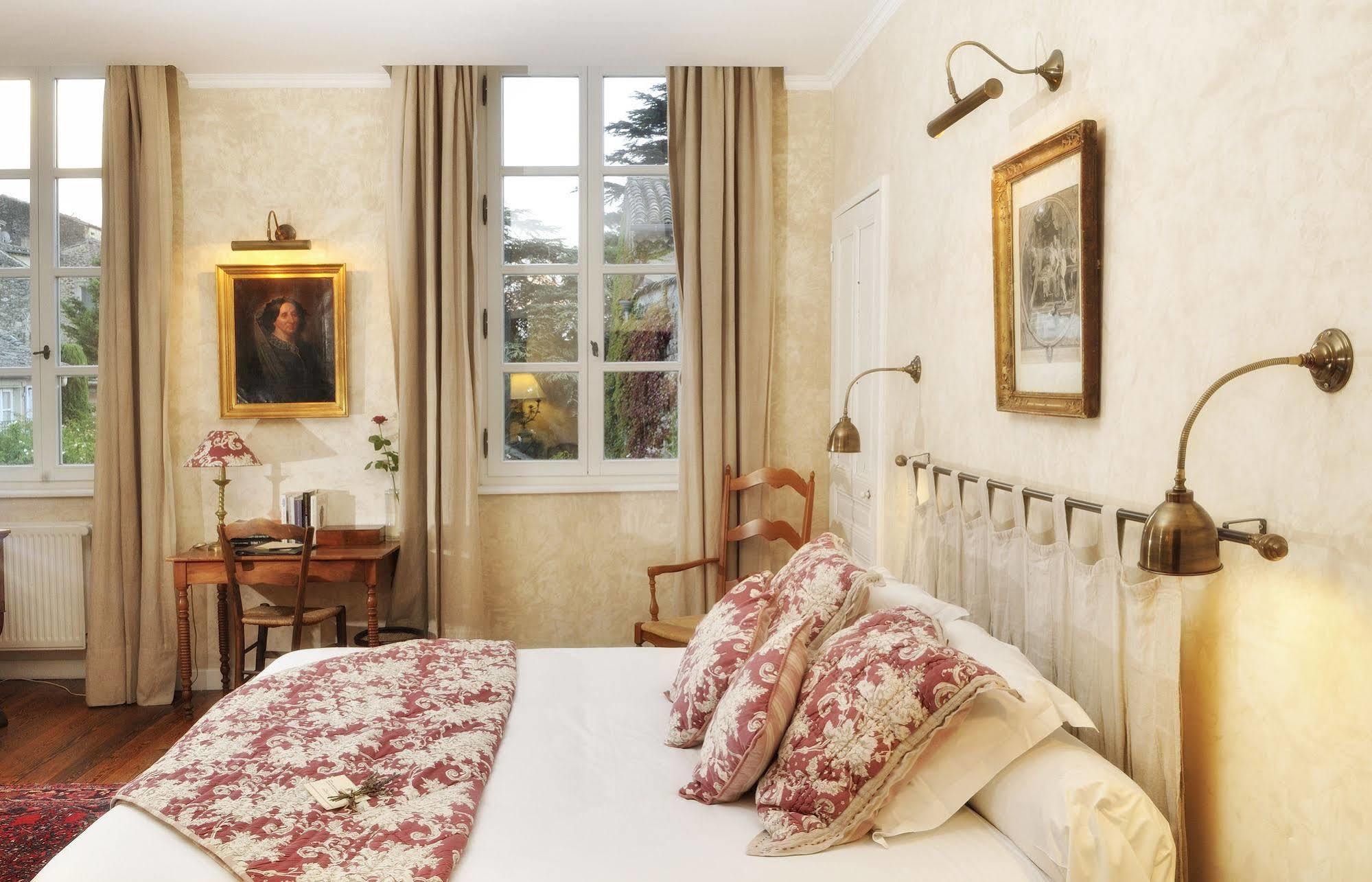 Le Clair De La Plume - Teritoria Hotel กริญญ็อง ภายนอก รูปภาพ