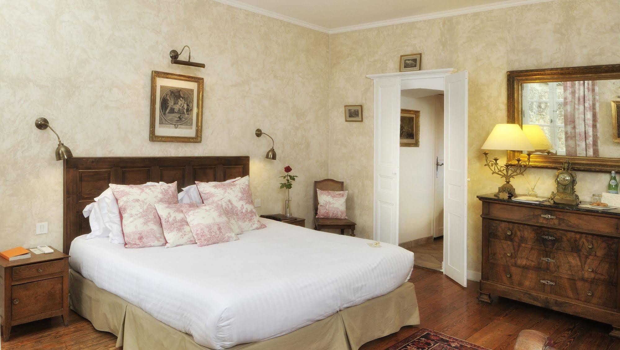Le Clair De La Plume - Teritoria Hotel กริญญ็อง ภายนอก รูปภาพ