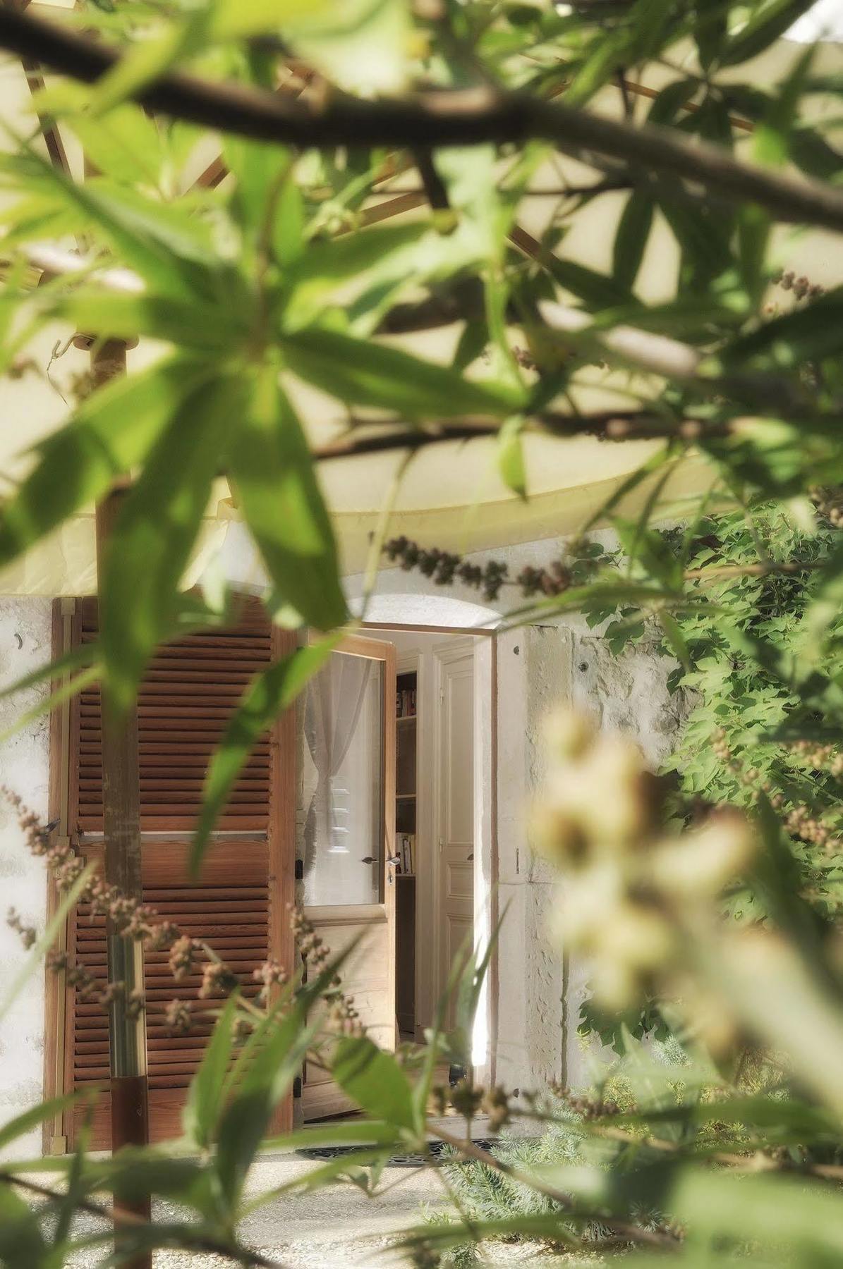 Le Clair De La Plume - Teritoria Hotel กริญญ็อง ภายนอก รูปภาพ